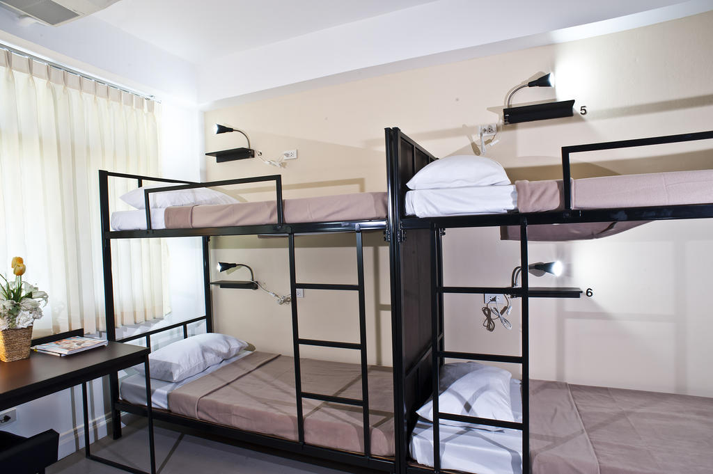 G9Bangkok Hostel Екстериор снимка